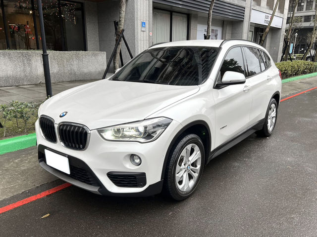 BMW寶馬 X1  第1張相片