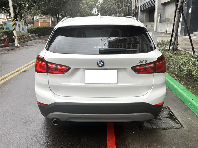 BMW寶馬 X1  第4張相片