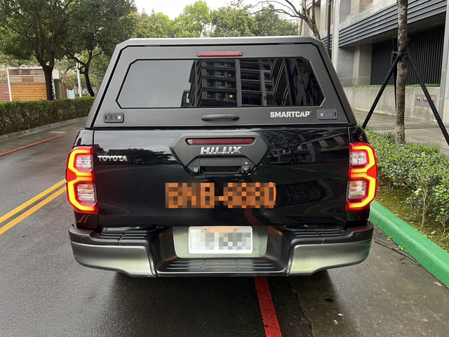 TOYOTA豐田 HILUX  第7張相片