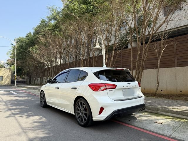 FORD福特 FOCUS  第2張相片
