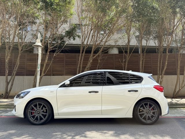 FORD福特 FOCUS  第3張相片