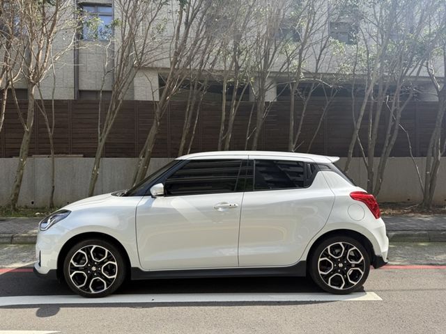 SUZUKI鈴木 SWIFT  第4張相片