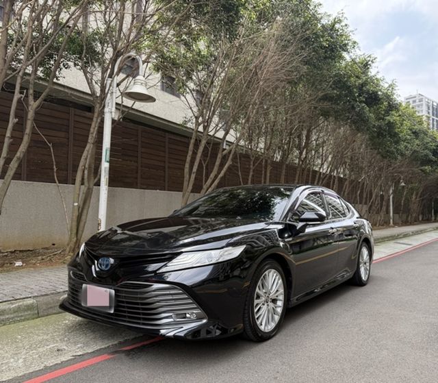 TOYOTA豐田 CAMRY HYBRID  第1張相片