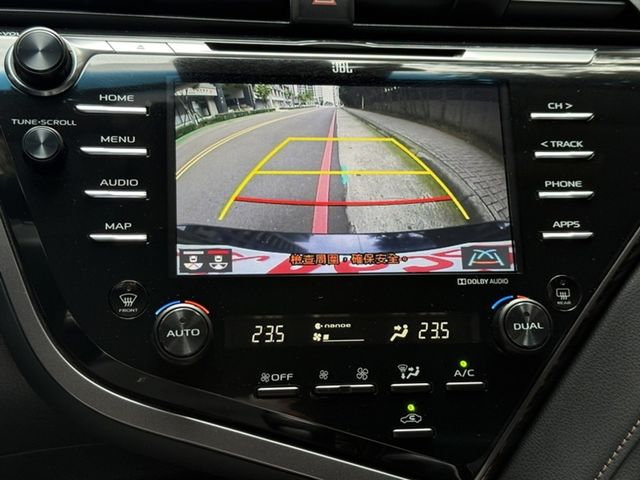 TOYOTA豐田 CAMRY HYBRID  第9張相片