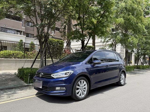 VOLKSWAGEN福斯 TOURAN  第1張相片
