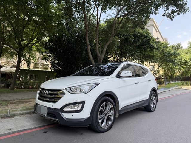HYUNDAI現代 SANTA FE  第1張相片