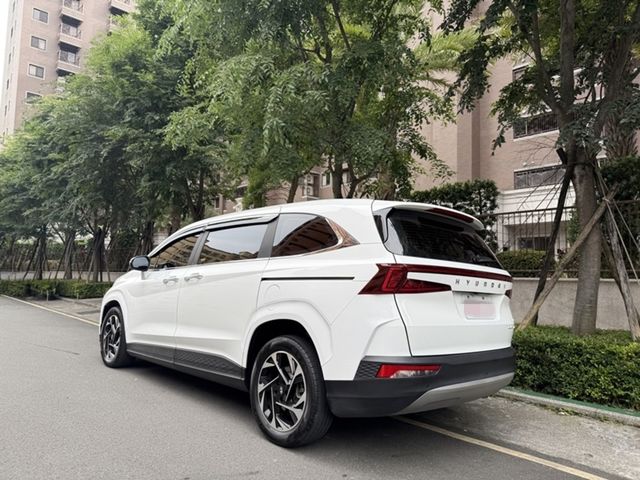 HYUNDAI現代 CUSTIN  第2張相片