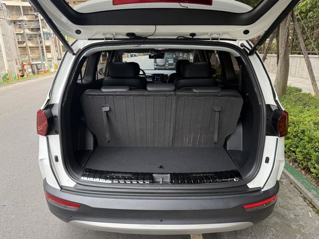 HYUNDAI現代 CUSTIN  第10張相片