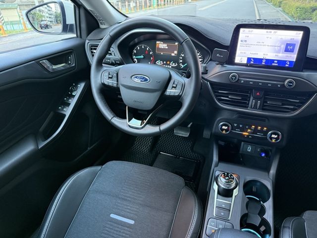 FORD福特 FOCUS  第6張相片