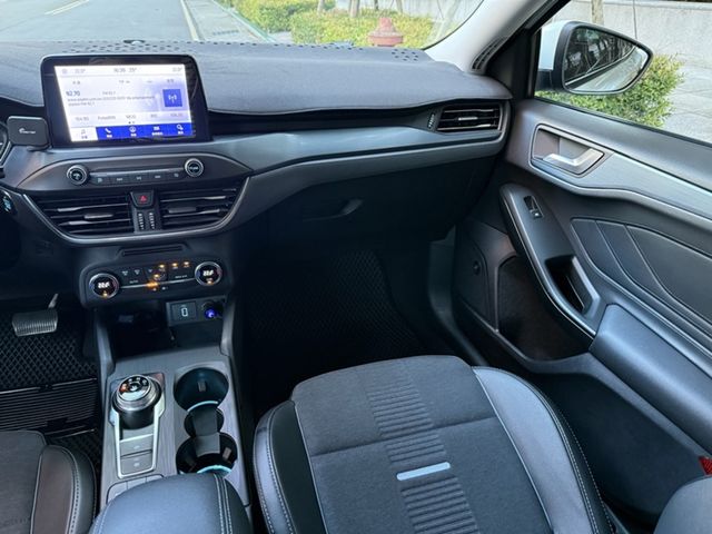 FORD福特 FOCUS  第7張相片