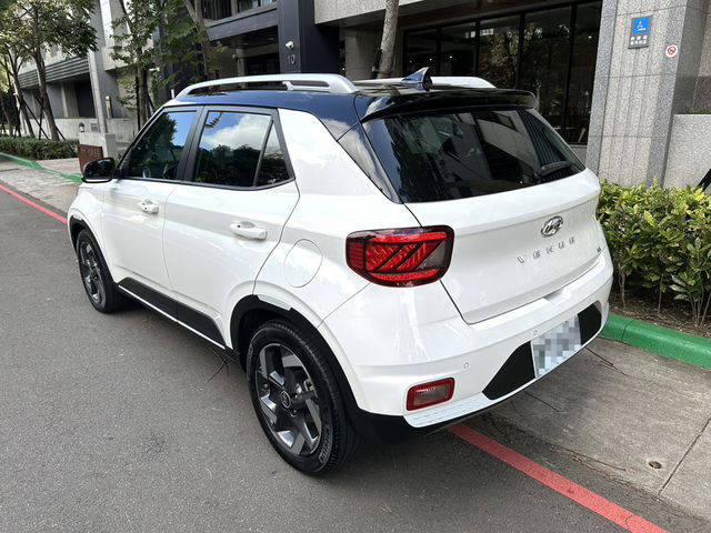 HYUNDAI現代 VENUE  第2張相片