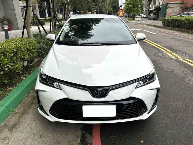 TOYOTA豐田 ALTIS  第3張相片