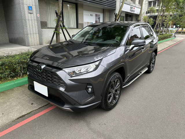 TOYOTA豐田 RAV4  第1張相片