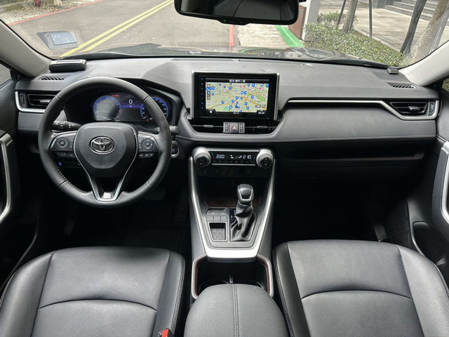 TOYOTA豐田 RAV4  第5張相片