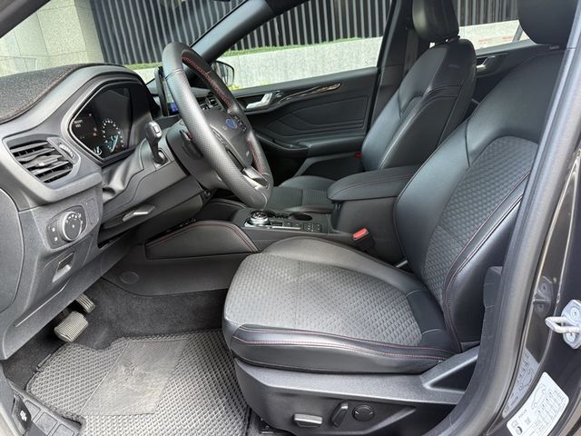FORD福特 FOCUS  第5張相片