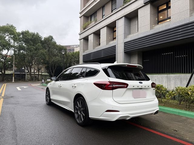 FORD福特 FOCUS WAGON  第2張相片