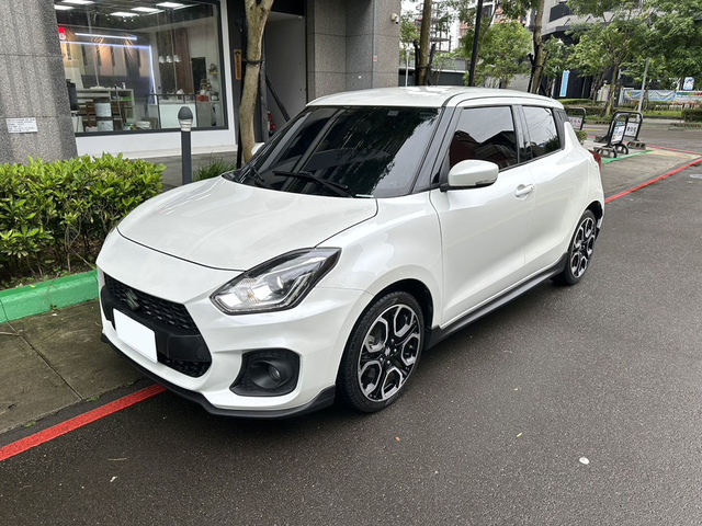 SUZUKI鈴木 SWIFT  第1張相片