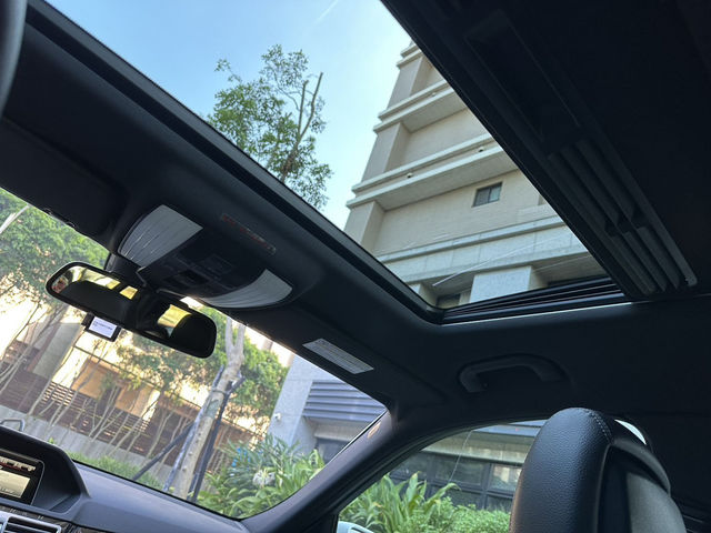 M-BENZ賓士 E200 ESTATE  第7張相片