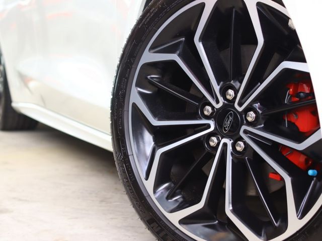 會長の店認證車☆大改款 FOCUS 1.5 ST LINE 少見賽道版/一手跑6萬/ACC跟車/自動煞停/盲點/車道偏移  第14張相片