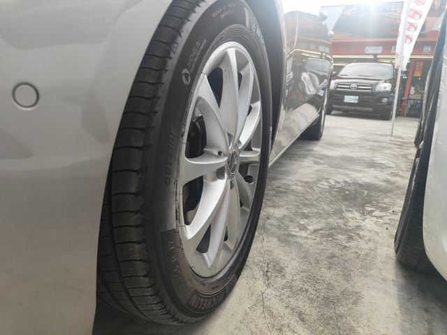 會長の店認證車☆總代理大改款 B200.自用跑四萬公里.雙前電動記憶座椅  第18張相片