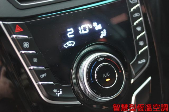 會長の店認證車/0利率專案+全車保固☆極美小改款U6 1.8‧一手車+保證跑4萬‧天窗‧影音大螢幕‧抬頭顯示器  第8張相片