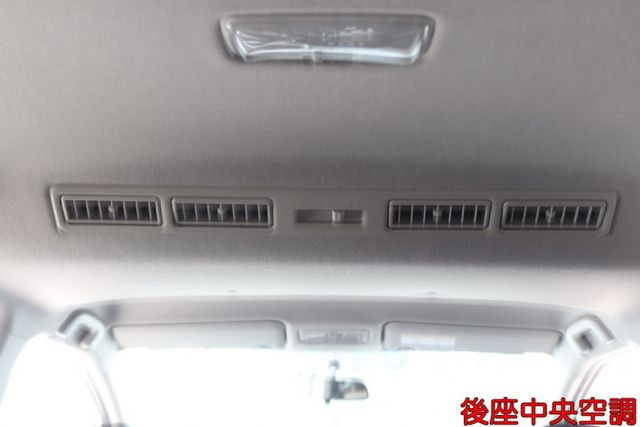 會長の店認證車/五重送專案+全車保固☆頂級尊爵雙電滑+360度環景，七人座客車～安卓大螢幕‧里程保證‧八安‧免鑰匙•巡跡  第13張相片