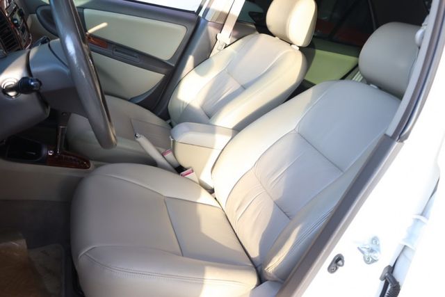 會長の店認證車/0利率專案 極美優質代步車.自用車+保證只跑14萬公里.極新內裝 極優車況  第4張相片