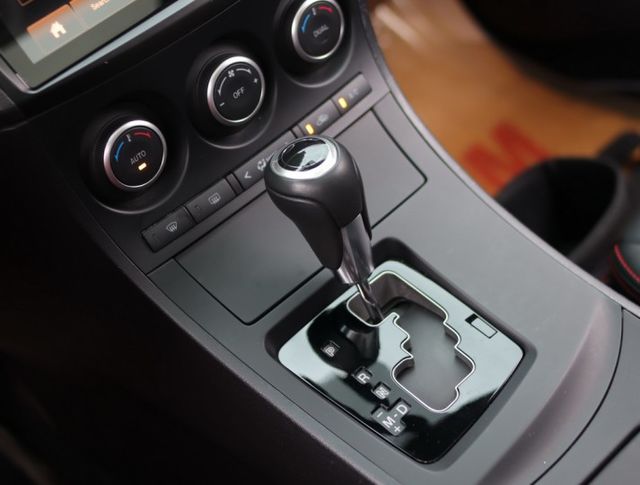 會長の店認證車/0利率專案+全車保固☆小改款 馬三 2.0‧自用車+保證只跑七萬多公里.雙安+方向盤音控快撥.胎壓偵測器  第15張相片