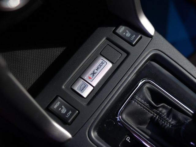 會長の店認證車/五重送專案/16年型～2.0XT渦輪4WD最頂級款‧全景天窗‧電動尾門‧定速‧電動椅‧F1快撥，鋼圈  第14張相片