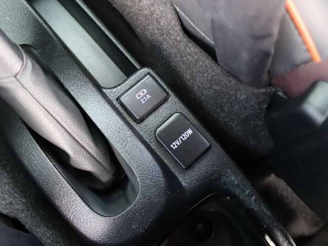 會長の店認證車/五重送專案+新車保固☆小改款少見七人座客車～頂級八安1.8S‧免鑰匙+雙側滑門•LED尾燈‧巡跡‧大螢幕  第10張相片