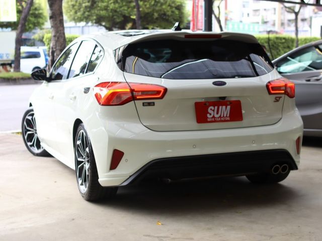 會長の店認證車/☆獨家全車保固＋三年保固/少見旗艦ST-LINE 1.5空力套件/原廠保養/大螢幕/免鑰/新車92.9  第2張相片