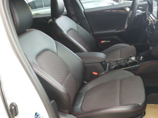 會長の店認證車/☆獨家全車保固＋三年保固/少見旗艦ST-LINE 1.5空力套件/原廠保養/大螢幕/免鑰/新車92.9  第4張相片