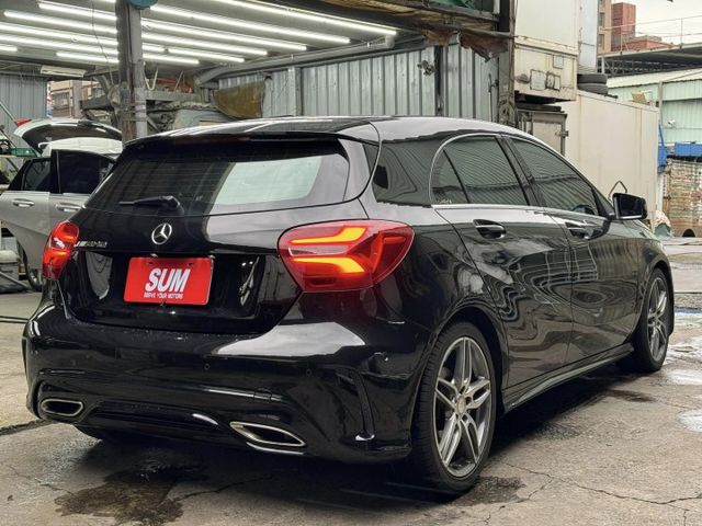 會長の店認證車/五重送專案☆17年型總代理小改款A180 AMG‧免鑰匙+選配HK音響.電動座椅.倒車顯影‧避震+排氣管  第2張相片