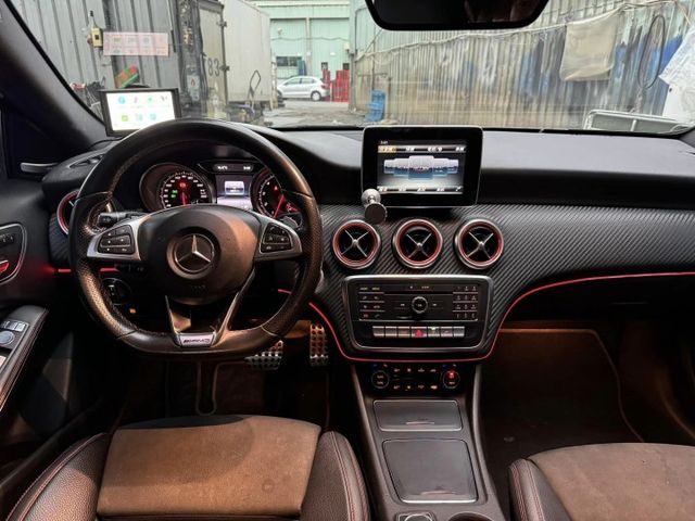 會長の店認證車/五重送專案☆17年型總代理小改款A180 AMG‧免鑰匙+選配HK音響.電動座椅.倒車顯影‧避震+排氣管  第3張相片
