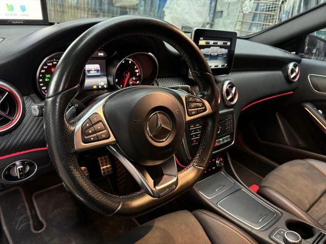 會長の店認證車/五重送專案☆17年型總代理小改款A180 AMG‧免鑰匙+選配HK音響.電動座椅.倒車顯影‧避震+排氣管  第10張相片