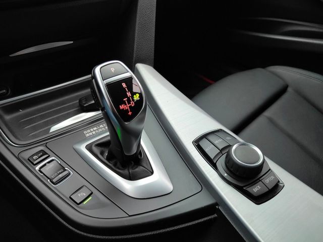 會長の店認證車/一年保固☆總代理小改款 320I Touring.一手跑7萬公里.電尾門+HK音響.M版鋼圈‧全景天窗  第15張相片
