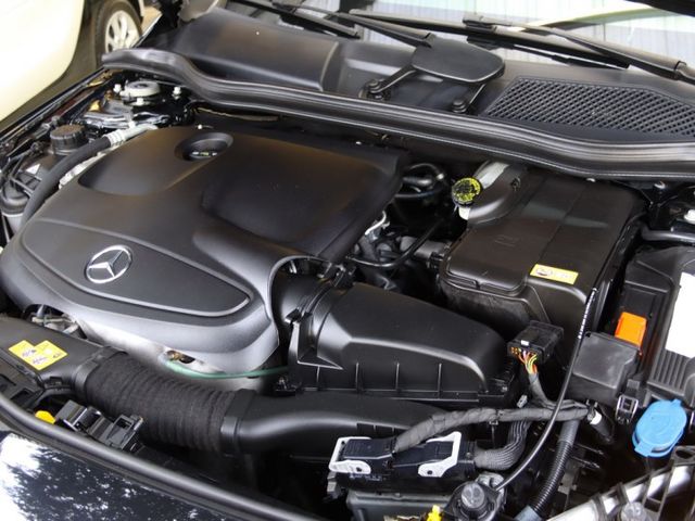 會長の店認證車/五重送專案☆17年型總代理小改款A180 AMG‧自用車跑6萬公里.免鑰匙.電動座椅.倒車顯影  第20張相片