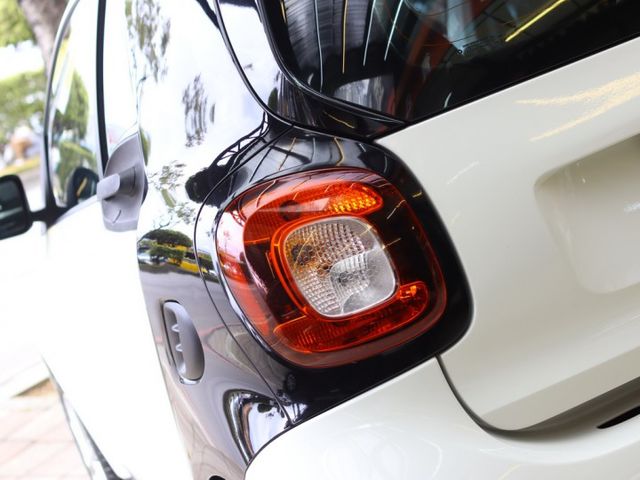 會長の店認證車/五重送專案☆SMART Fortwo 1.0.自用車+保證只跑6萬多公里.定速.選配倒車雷達  第15張相片