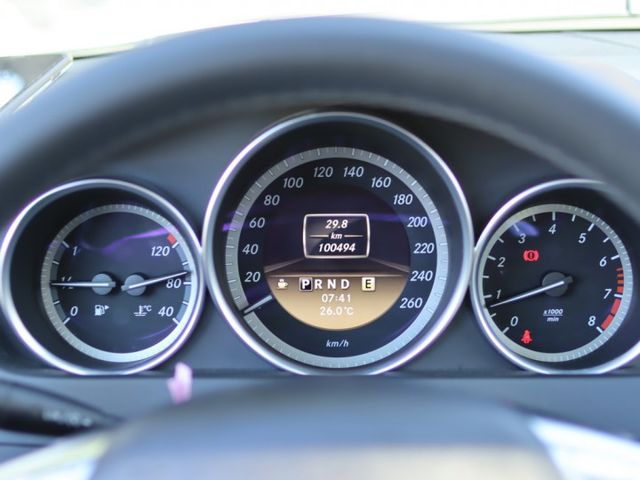 會長の店認證車/車主花了10幾萬耗材皆已更換☆總代理C200CGI 1.8•一手車保證跑10萬，定速•電動記憶椅.恆溫  第7張相片