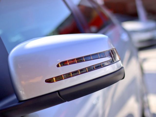 會長の店認證車/車主花了10幾萬耗材皆已更換☆總代理C200CGI 1.8•一手車保證跑10萬，定速•電動記憶椅.恆溫  第16張相片