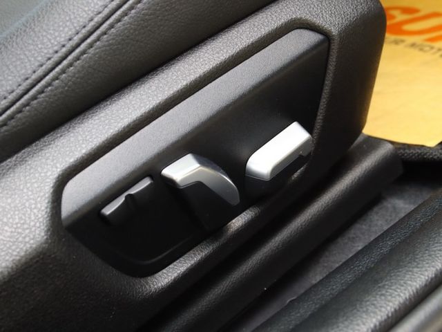 會長の店認證車/一年保固☆極美總代理小改款電子煞停+車道偏移.一手保證只跑3萬7千（有保養紀錄）‧倒車顯影+導航  第11張相片