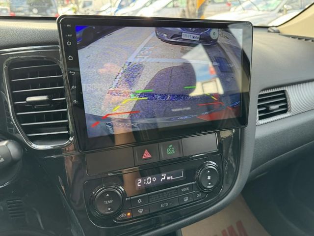 會長の店認證車/獨家給二年保固☆本月優惠價～小改款 2.4 ‧有定速‧恆溫空調‧選配安卓大螢幕‧胎壓偵測器  第12張相片