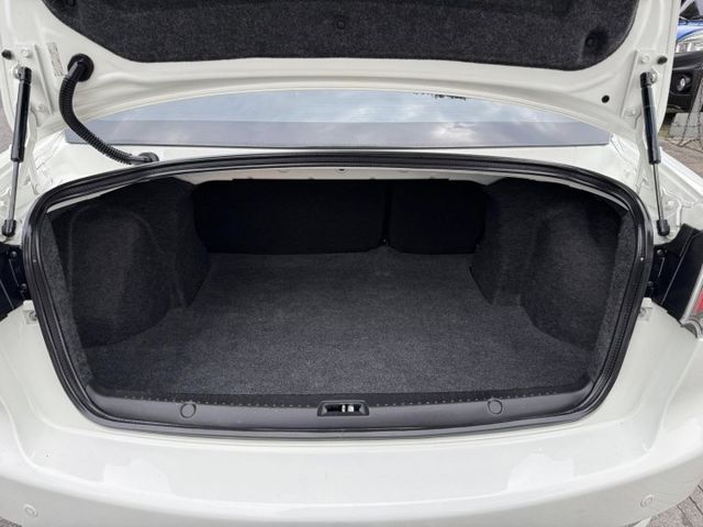 會長の店認證車☆獨家2年保固～1.8小改款/純自用車/黑皮椅/恆溫/定速+選配大螢幕/空力套件/美到冒泡  第13張相片