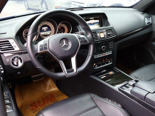 會長の店認證車☆總代理小改款 BENZ E250 Coupe.一手跑十萬.免鑰匙.全景天窗.雙前電動椅  第3張相片