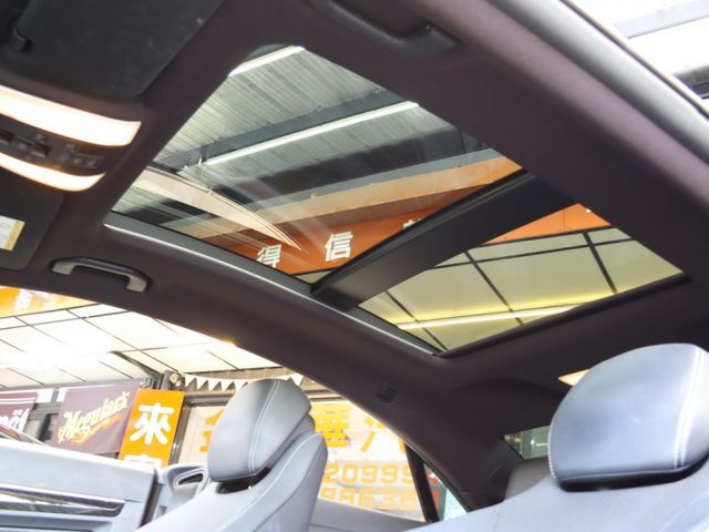 會長の店認證車☆總代理小改款 BENZ E250 Coupe.一手跑十萬.免鑰匙.全景天窗.雙前電動椅  第13張相片