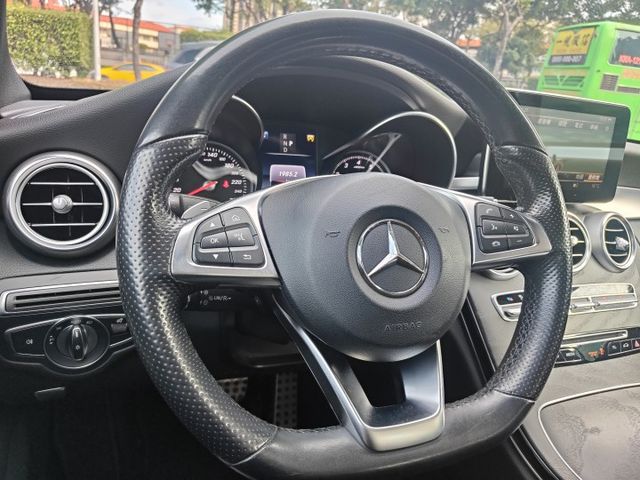 會長の店認證車/朋友託售～二年保固☆旗艦小改款C250 AMG黑沈木•自用車+只跑6萬多公里/選配全景天窗/選配大螢幕  第6張相片