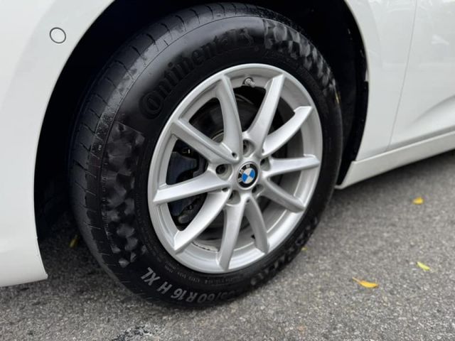 會長の店認證車☆一年保固～極美頂級一手車+只跑7萬/選配電動尾門/倒車顯影/黑皮椅內裝/免鑰  第16張相片