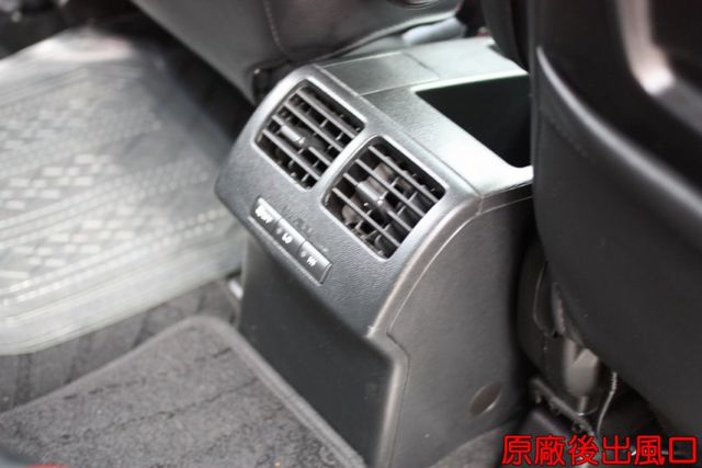 會長の店認證車/全車保固★小改款 MAZDA5 2.0.一手車+保證跑10萬公里.電動座椅.電動天窗  第13張相片
