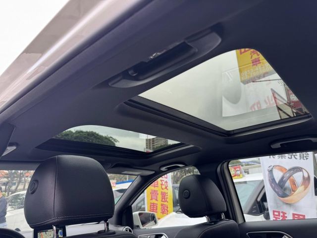 會長の店認證車/五重送專案☆小改款總代理B200‧免鑰‧全景天窗‧電動記憶座椅.導航+倒車顯影  第12張相片