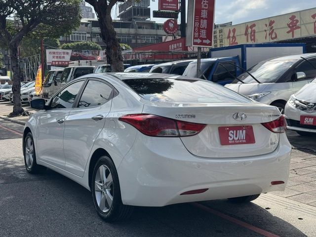 會長の店認證車☆獨家2年保固～1.8小改款/純女用自用車保證只跑5萬公里/黑皮椅/恆溫空調/美到冒泡  第2張相片